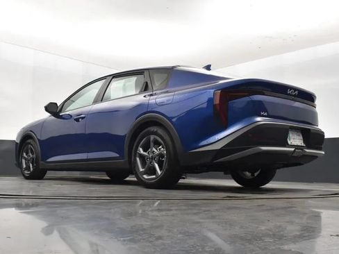 Used 2025 Kia K4 FWD image 12