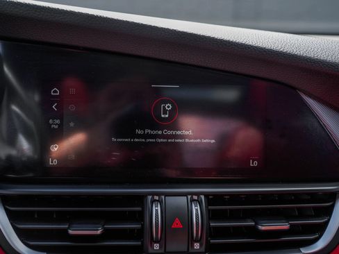Used 2020 Alfa Romeo Giulia Ti Sport w/ Quick Order Package 22S Sport AWD/4WD image 22