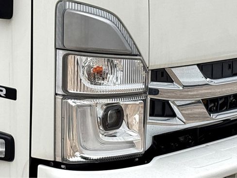 Used 2024 Isuzu NQR image 16