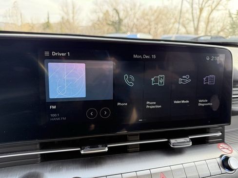 Used 2024 Hyundai Kona SEL image 26