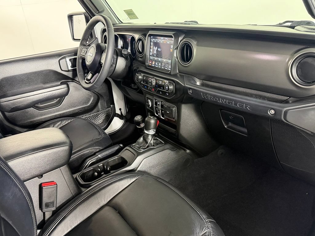 Used 2023 Jeep Wrangler Unlimited w/ 8.4" Radio Group AWD/4WD image 15