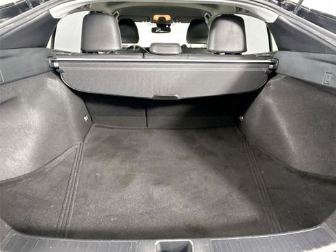 Certified 2022 Toyota Prius image 36