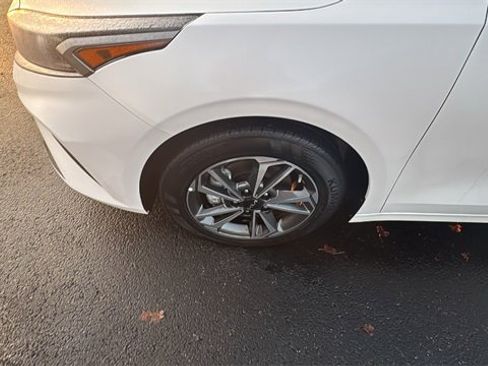 Used 2024 Kia Forte LXS image 34