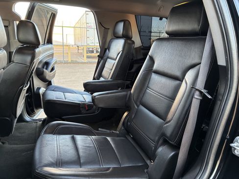 Used 2016 GMC Yukon Denali RWD image 38