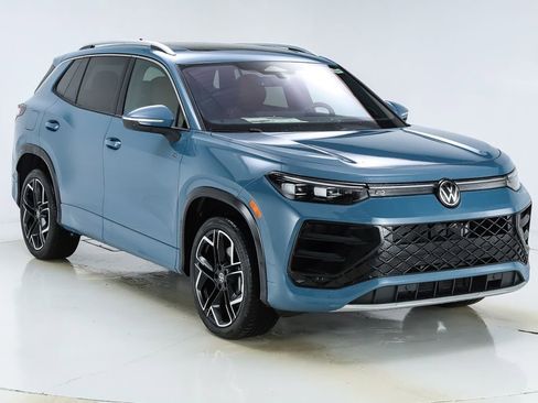 New 2026 Volkswagen Tiguan SEL R-Line AWD/4WD image 15
