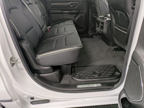 Used 2024 RAM 1500 Limited w/ Body Color Bumper Group image 26