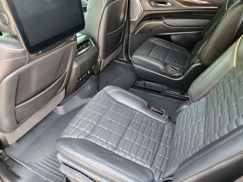 Used 2023 Cadillac Escalade Sport Platinum AWD/4WD image 74