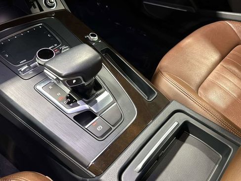 Used 2018 Audi Q5 2.0T Premium Plus w/ Premium Plus Package AWD/4WD image 33