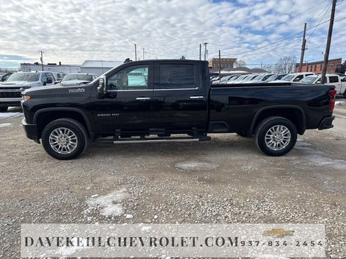 Used 2023 Chevrolet Silverado 3500 High Country w/ Z71 Off-Road Package image 6