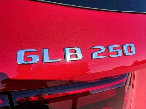 New 2026 Mercedes-Benz GLB 250 image 28