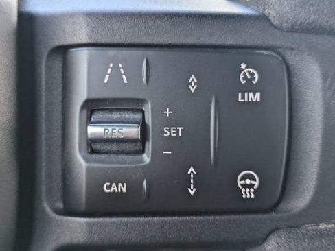 Used 2024 Land Rover Defender 130 V8 AWD/4WD image 27