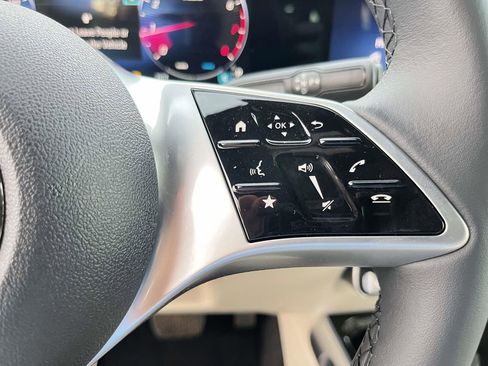 New 2026 Mercedes-Benz GLB 250 4MATIC image 16