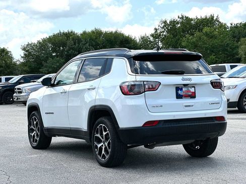 Used 2025 Jeep Compass Limited AWD/4WD image 13