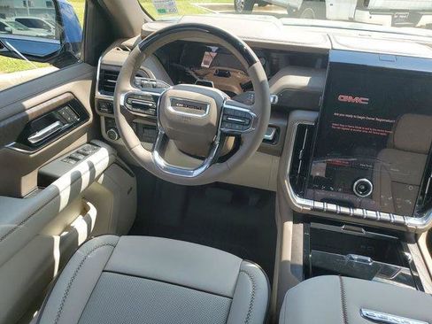 New 2026 GMC Yukon Denali w/ Denali Reserve Package image 15