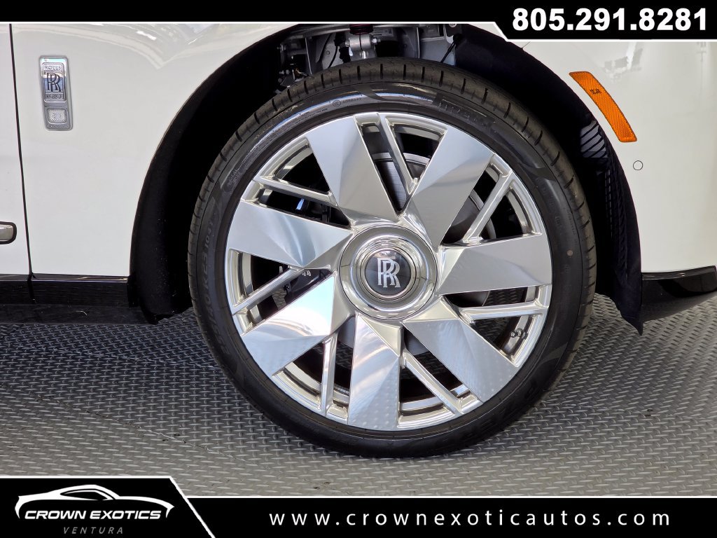 Used 2026 Rolls-Royce Cullinan AWD/4WD image 9