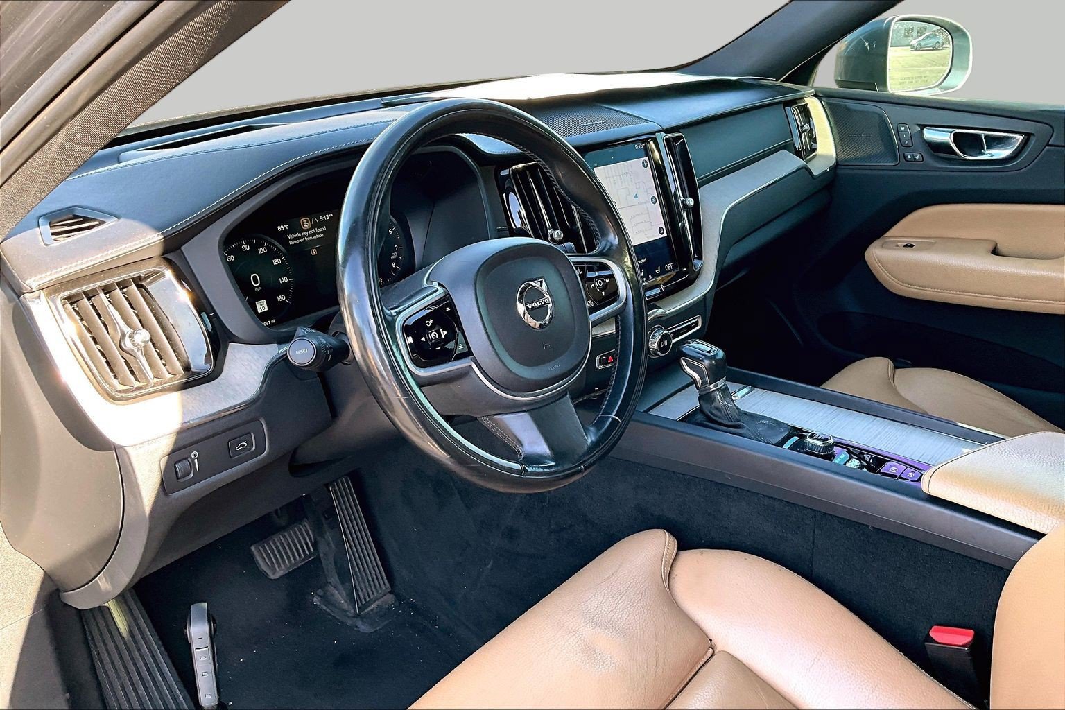 Used 2019 Volvo XC60 T5 Inscription w/ Protection Package Premier FWD image 10