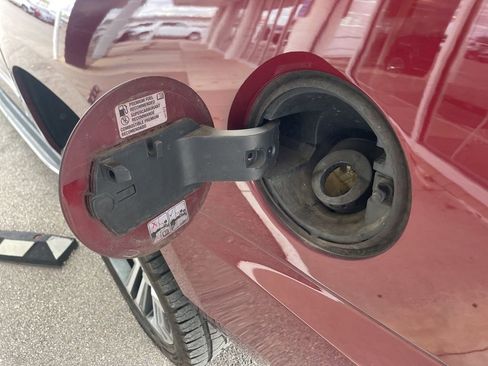 Used 2017 GMC Yukon XL Denali w/ Open Road Package image 32