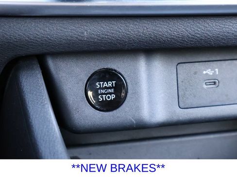 Used 2025 Nissan Rogue SV FWD image 6