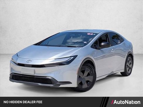 Used 2023 Toyota Prius LE FWD image 1