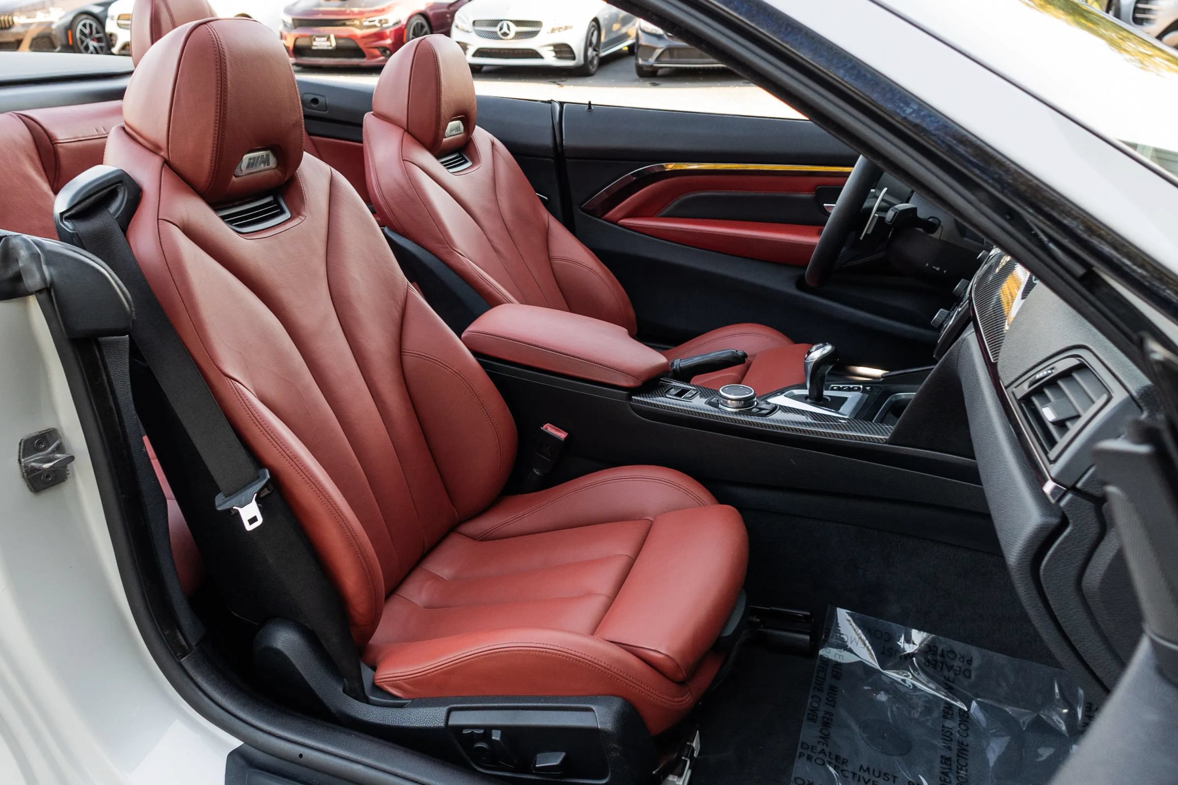 Used 2015 BMW M4 Convertible w/ Executive Package RWD image 27