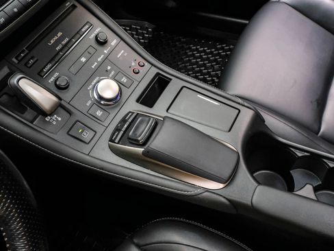 Used 2016 Lexus CT 200h w/ Navigation Package FWD image 26