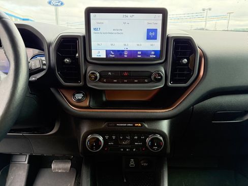 Used 2023 Ford Bronco Sport Outer Banks w/ Tech Package image 13