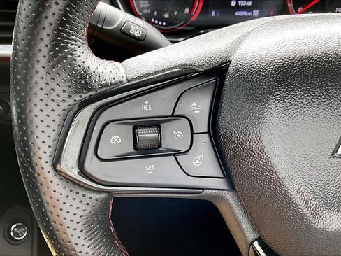 Used 2023 Chevrolet TrailBlazer RS w/ Sun and Liftgate Package image 13