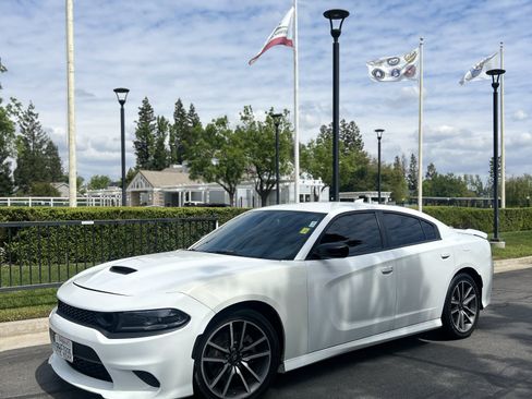 Used 2023 Dodge Charger R/T w/ Navigation & Travel Group RWD image 3