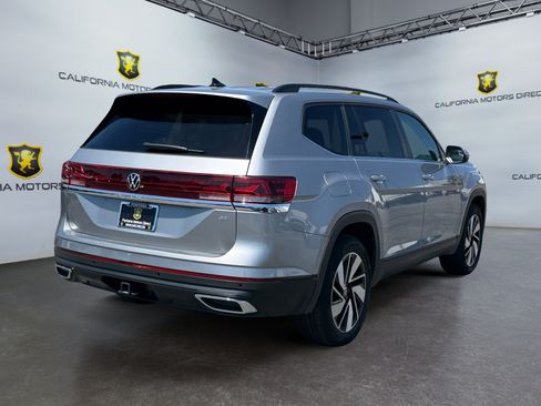 Used 2025 Volkswagen Atlas SE FWD image 5