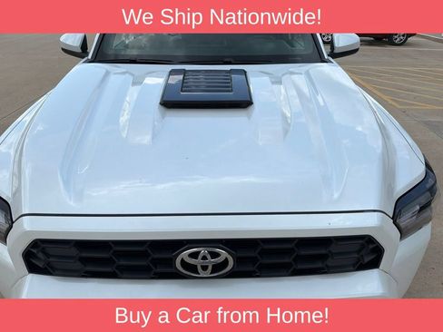 Used 2025 Toyota 4Runner TRD Sport AWD/4WD image 4