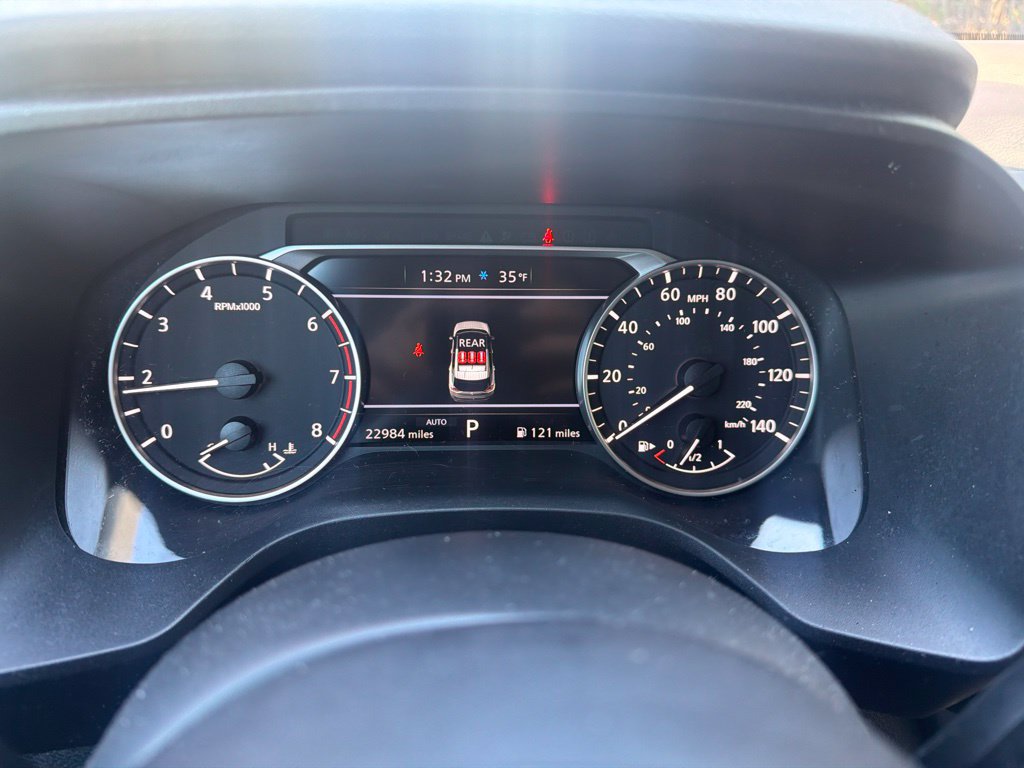 Used 2023 Nissan Rogue S AWD/4WD image 2
