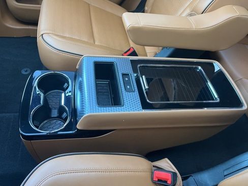 Used 2023 Lincoln Aviator Black Label w/ Class IV Trailer Tow Package image 16