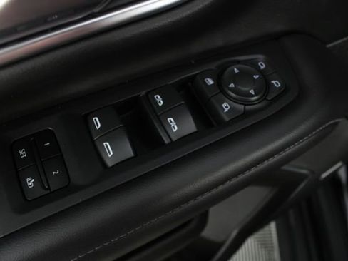 Used 2021 Chevrolet Tahoe LT w/ LT Signature Package image 17