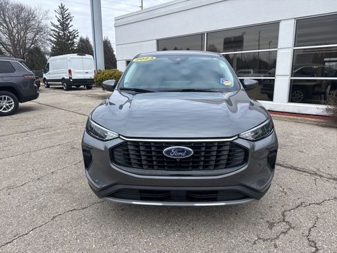 Used 2023 Ford Escape Active w/ Tech Pack #2 AWD/4WD image 5