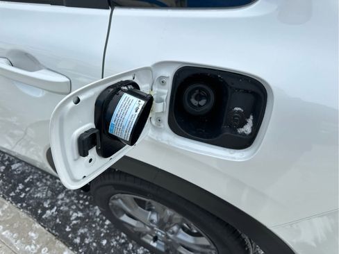 New 2026 Honda HR-V LX image 15