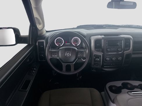 Used 2017 RAM 1500 Express image 17