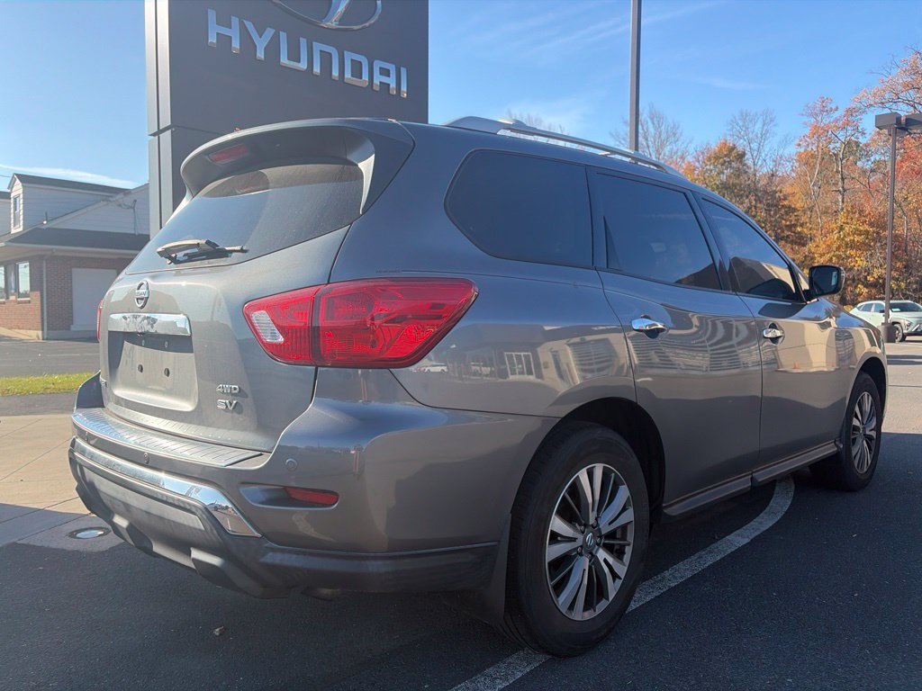 Used 2020 Nissan Pathfinder SV AWD/4WD image 4