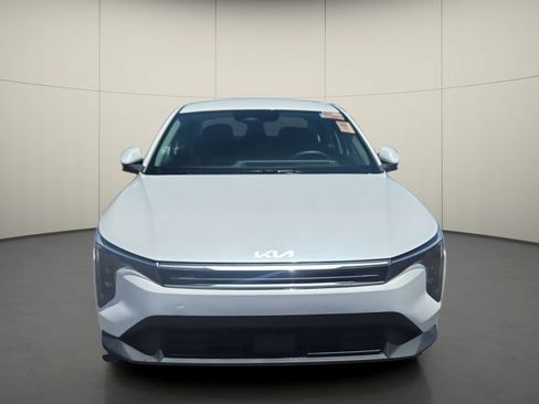 Used 2025 Kia K4 FWD image 2