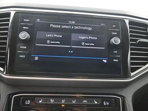 Used 2023 Volkswagen Atlas SE image 3