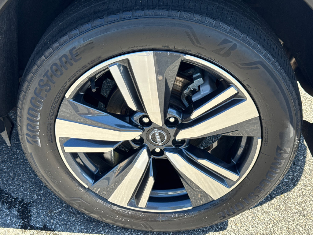 Used 2023 Nissan Rogue SL w/ SL Premium Package AWD/4WD image 15