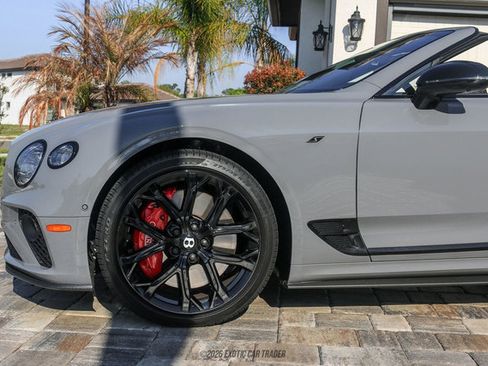 Used 2024 Bentley Continental GT S image 4