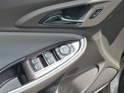 Used 2024 Chevrolet Malibu LS FWD image 10