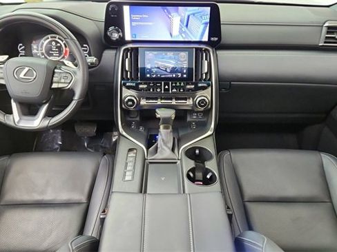 Used 2024 Lexus LX 600 4WD w/ Luxury Package image 91