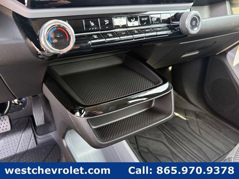 New 2027 Chevrolet Bolt LT w/ Comfort Package FWD image 20