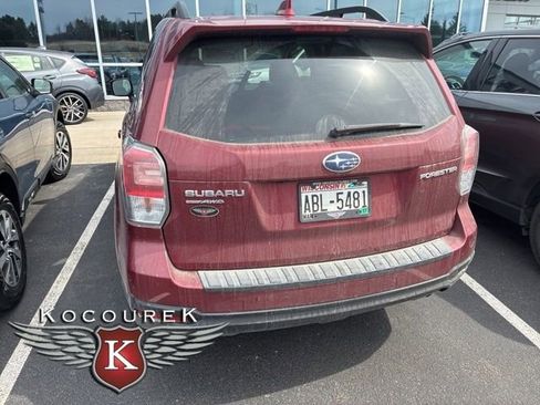 Used 2018 Subaru Forester 2.5i Premium w/ All-Weather Package image 7