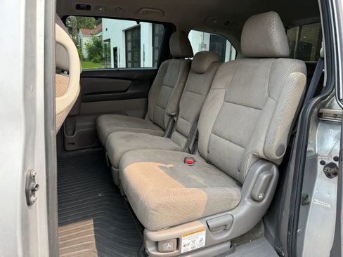 Used 2015 Honda Odyssey EX image 30