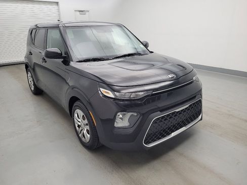 Used 2021 Kia Soul LX FWD image 13
