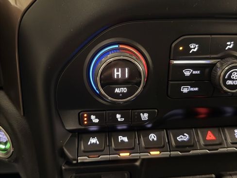 Certified 2019 Chevrolet Silverado 1500 High Country w/ Technology Package image 3