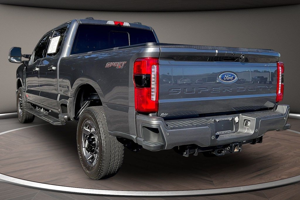 Used 2024 Ford F250 Lariat w/ Lariat Ultimate Package AWD/4WD image 4