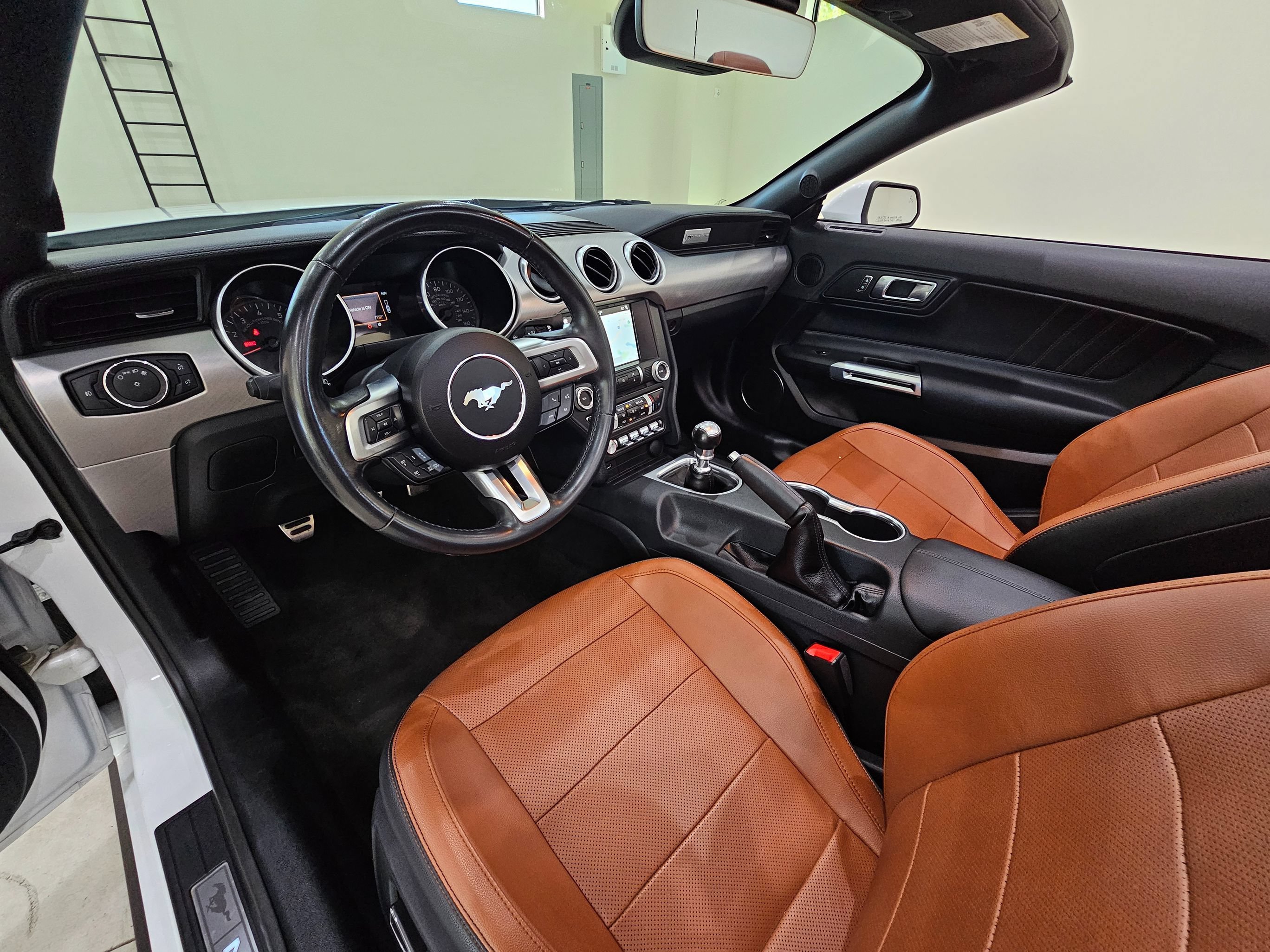 Used 2018 Ford Mustang GT Premium w/ Safe & Smart Package RWD image 29